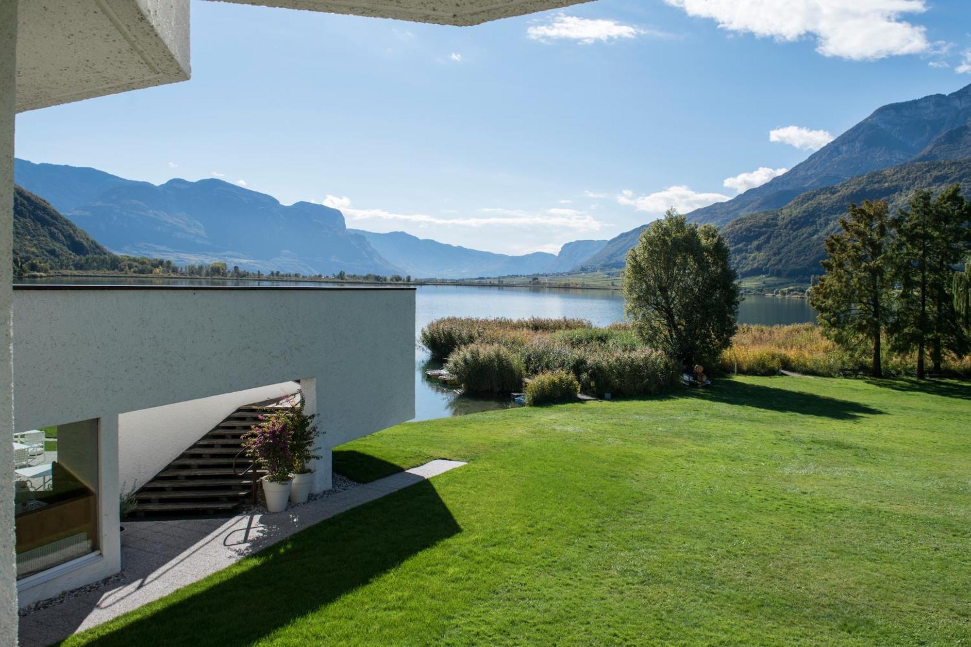 Seehotel Ambach Caldaro Ruang foto