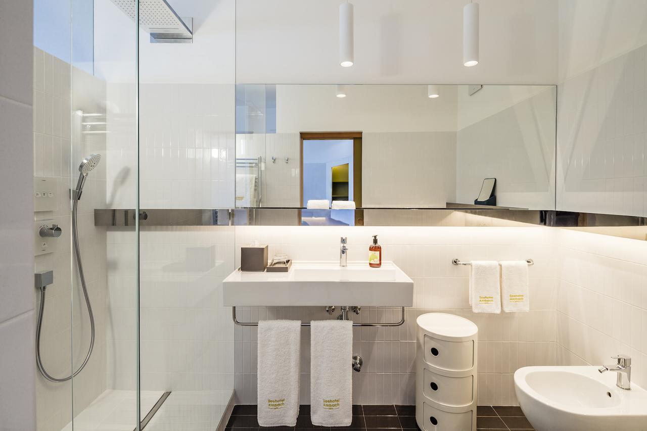 Seehotel Ambach Caldaro Bagian luar foto