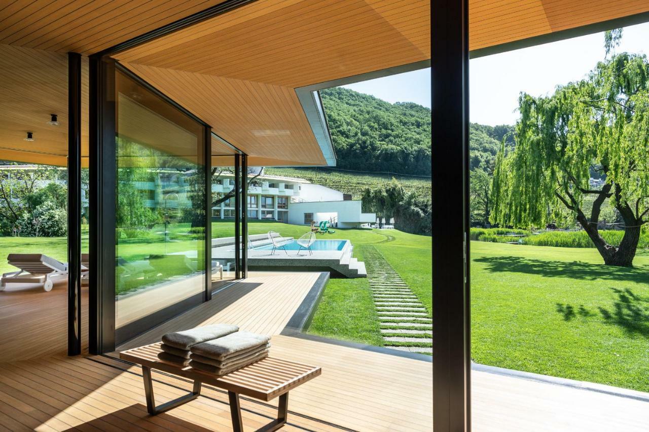 Seehotel Ambach Caldaro Bagian luar foto