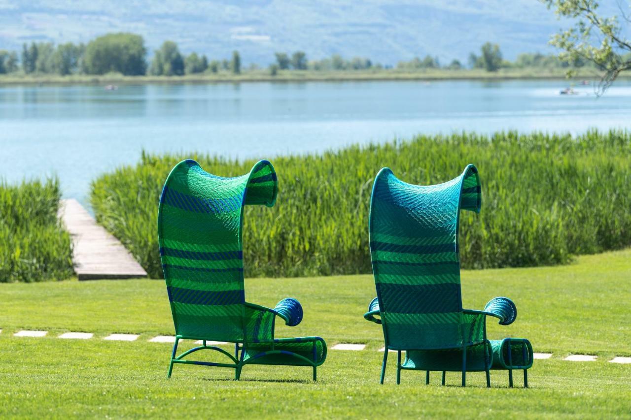 Seehotel Ambach Caldaro Bagian luar foto